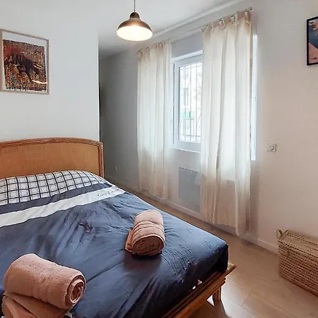 Nice Apartment In Ste With Wifi And 1 Bedrooms Sète