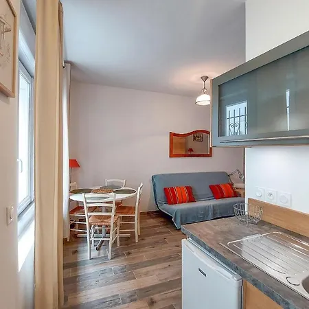 Nice Apartment In Ste With Wifi And 1 Bedrooms * Sète